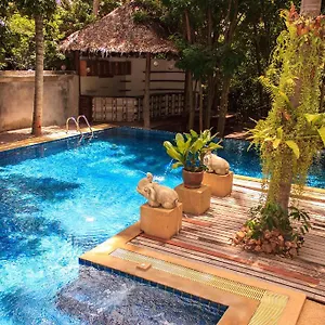 Hotel Reuanthai Village Bophut