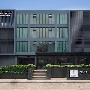 Hotell Nora Lakeview