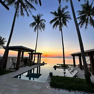 Villa Hanna Luxury Beachfront
