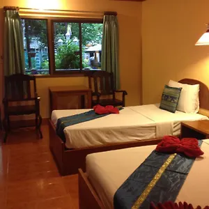 Coconut House Chaweng Hotel 2*