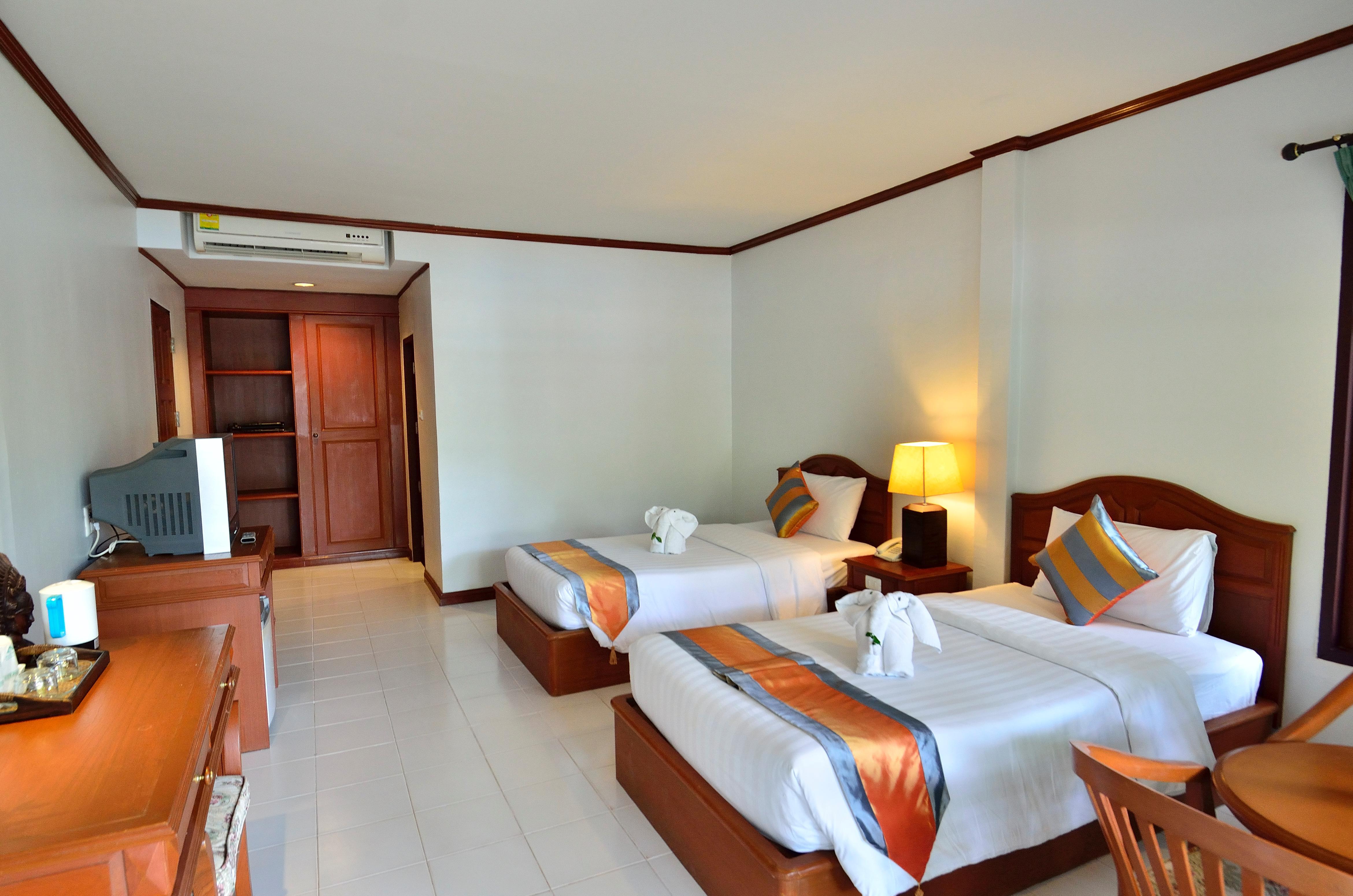 First Bungalow Beach Resort Chaweng (Koh Samui), Thailand — book Resort, 2024 Prices